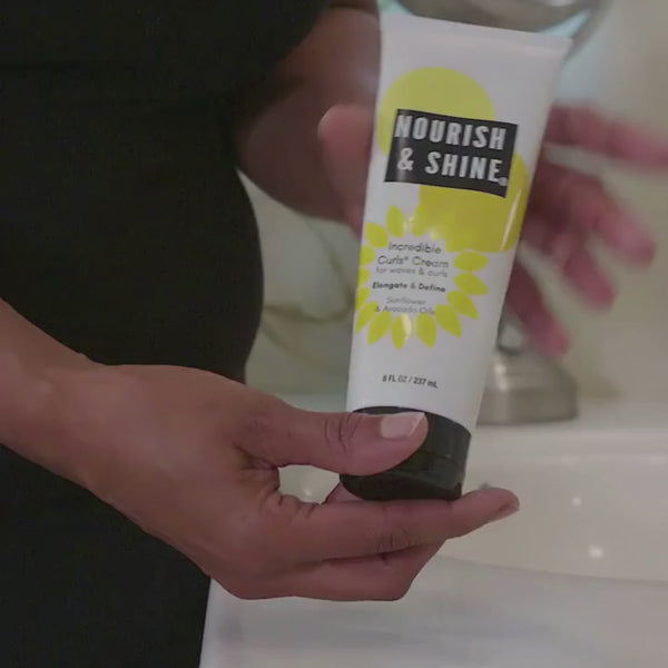 ☆　わくわく様│クリーム１ &ローション３ Incredible Curls® Cream (8oz) | Nourish & Shine